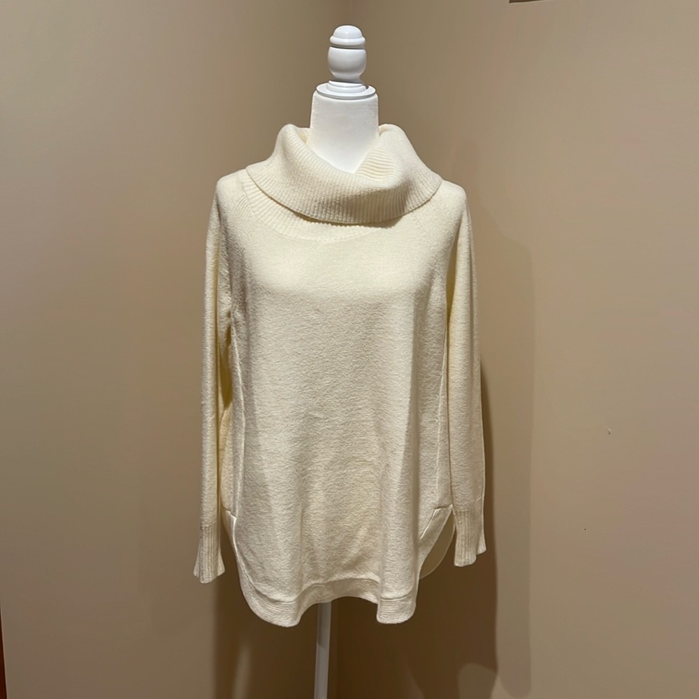 Anthropology Women’s Sweater size L